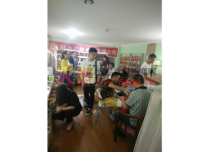 չ������