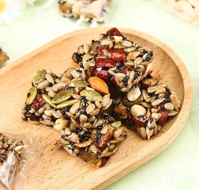 ���Ե�˱��и���ʳƷ